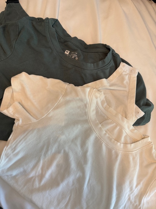 Tops - 2 pack body suit